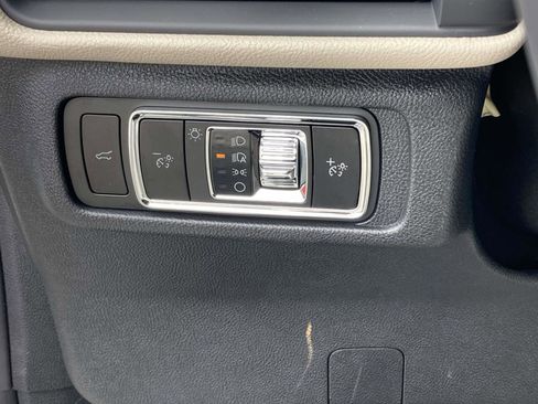 New 2026 Lincoln Corsair Premiere image 31