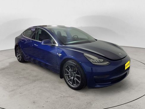 Used 2018 Tesla Model 3 Long Range AWD/4WD image 7