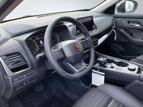 New 2026 Nissan Rogue SV w/ Rock Creek Premium Package AWD/4WD image 6