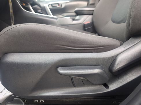 Certified 2023 Toyota RAV4 LE image 17