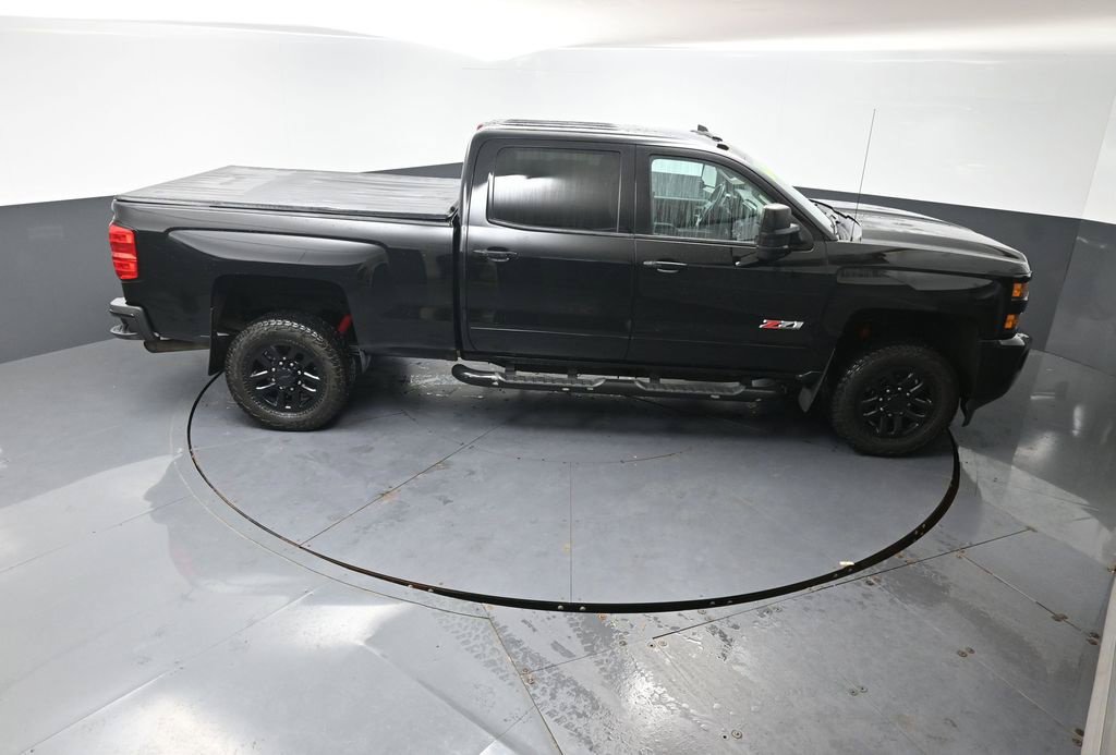 Used 2016 Chevrolet Silverado 2500 LT w/ Midnight Edition AWD/4WD image 43