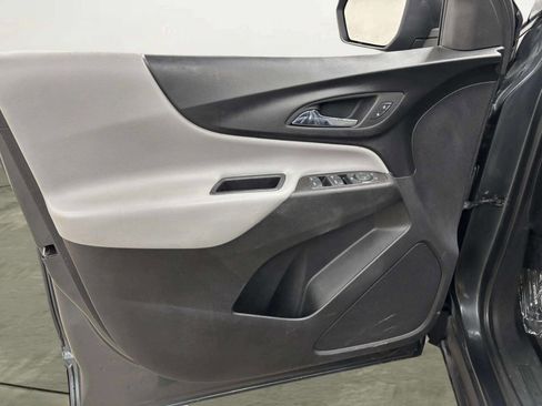 Used 2020 Chevrolet Equinox LT image 10