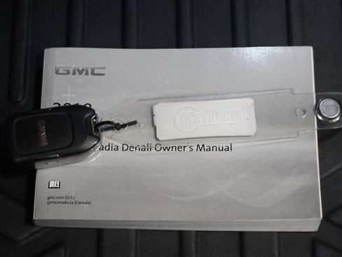 Used 2018 GMC Acadia SLT image 4