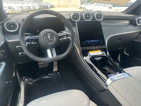 Used 2026 Mercedes-Benz GLC 350e 4MATIC image 26