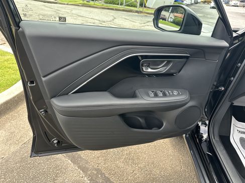 Certified 2025 Acura ADX FWD image 10