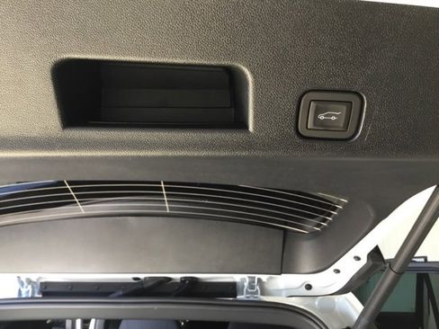 New 2026 Chevrolet Traverse LT w/ LPO, Floor Liner Package image 50