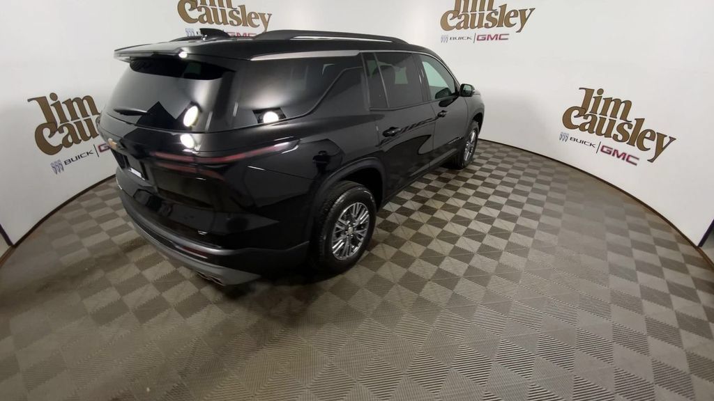 Certified 2024 Chevrolet Traverse LT AWD/4WD image 8