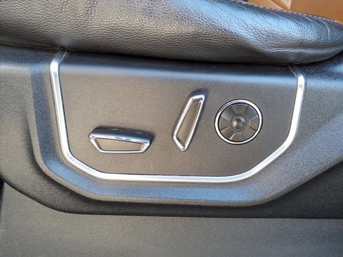 Used 2016 Ford F150 Limited w/ Trailer Tow Package image 14