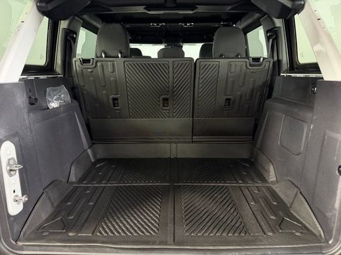 Used 2022 Ford Bronco Wildtrak image 28