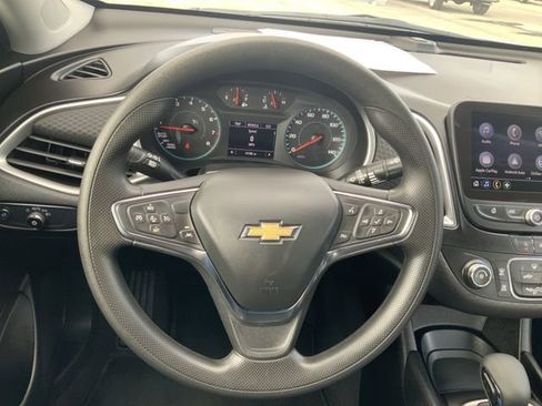 Used 2024 Chevrolet Malibu LS image 21