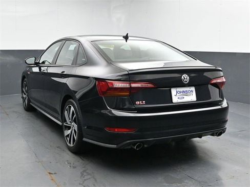 Used 2019 Volkswagen Jetta GLI Autobahn image 11