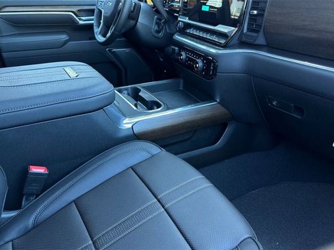 New 2025 Chevrolet Silverado 3500 High Country w/ High Country Premium Package image 15