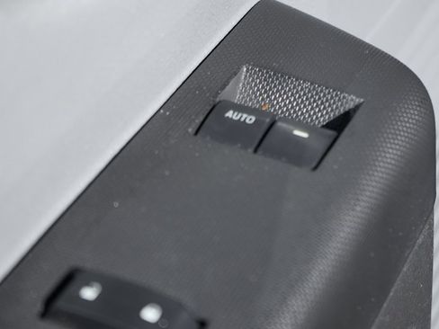 Used 2012 Ford F550 2WD Regular Cab Super Duty w/ PWR Equipment Group image 18