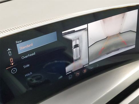 New 2026 Cadillac Vistiq Sport w/ LPO, Floor Liner Package image 15