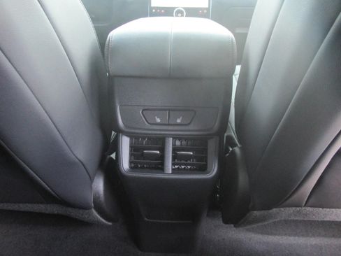 New 2027 GMC Terrain AT4 w/ Convenience Package III AWD/4WD image 31