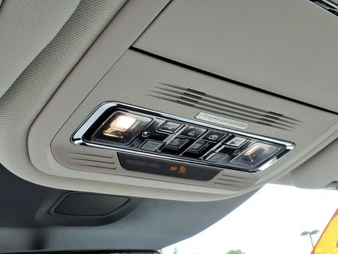Used 2026 Lincoln Aviator AWD image 24