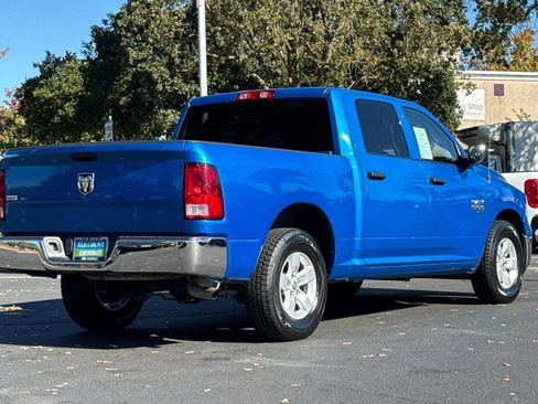 Used 2022 RAM 1500 Classic SLT image 3