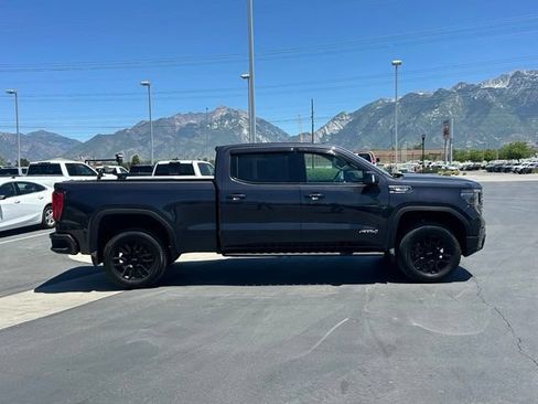 Used 2022 GMC Sierra 1500 AT4 w/ AT4 Premium Package AWD/4WD image 8