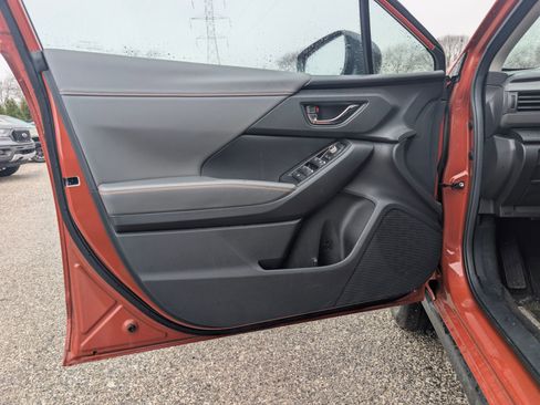 Certified 2025 Subaru Crosstrek 2.5i Limited image 33