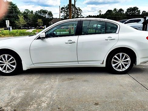 Used 2009 INFINITI G37 Journey w/ Premium Pkg RWD image 6