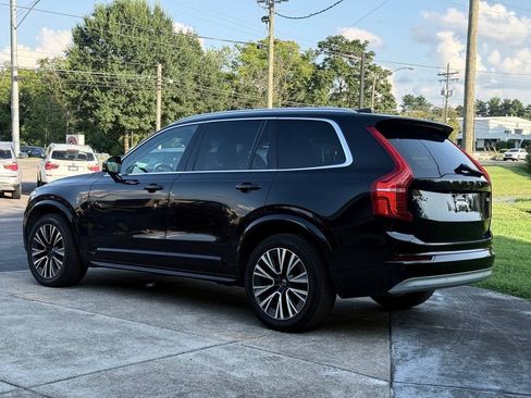 Used 2022 Volvo XC90 T6 Momentum AWD/4WD image 4