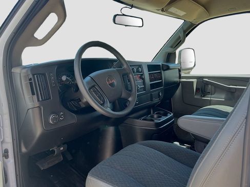 Used 2025 GMC Savana 2500 w/ Driver Convenience Package RWD image 21