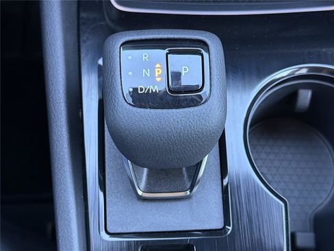 Used 2024 Nissan Rogue SL w/ SL Premium Package AWD/4WD image 19