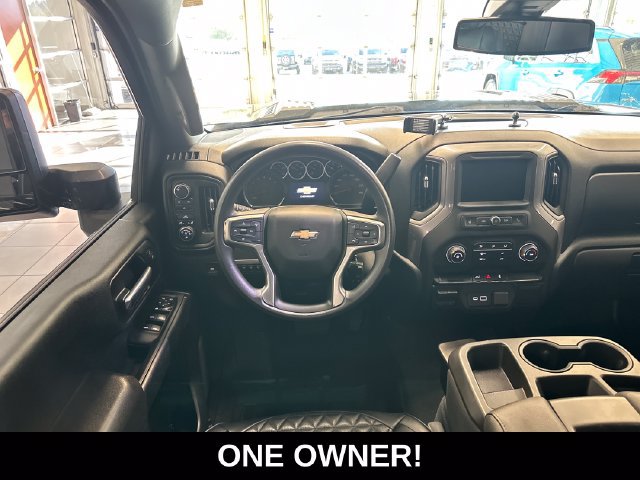 Used 2021 Chevrolet Silverado 2500 Custom w/ Custom Value Package AWD/4WD image 2
