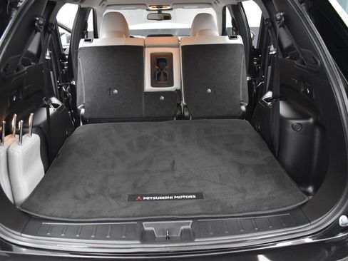 Used 2023 Mitsubishi Outlander SEL 40th Anniversary image 22