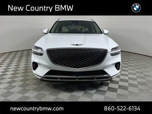 Used 2025 Genesis GV70 2.5T w/ Select Package AWD/4WD image 2