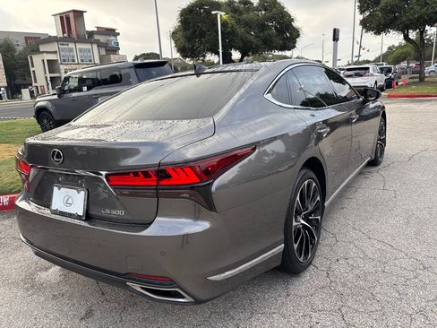 Used 2023 Lexus LS 500 w/ Luxury Package RWD image 5