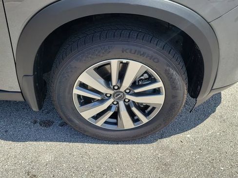 New 2026 Nissan Pathfinder SL FWD image 7