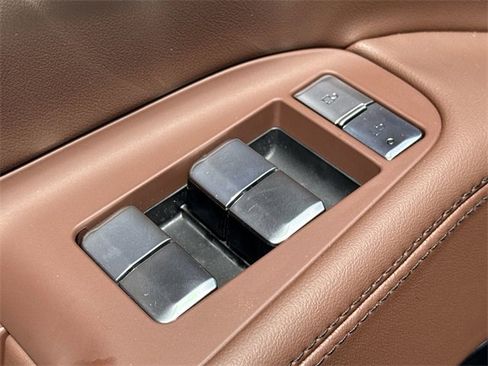 New 2025 Lincoln Navigator Reserve image 23