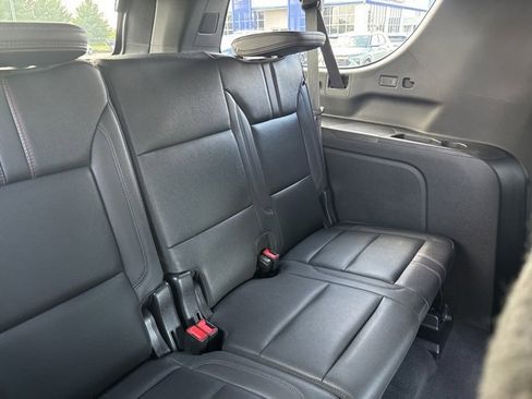 Used 2023 Chevrolet Suburban RST w/ Luxury Package image 20