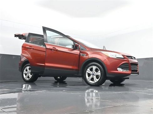 Used 2014 Ford Escape SE w/ Equipment Group 201A image 31