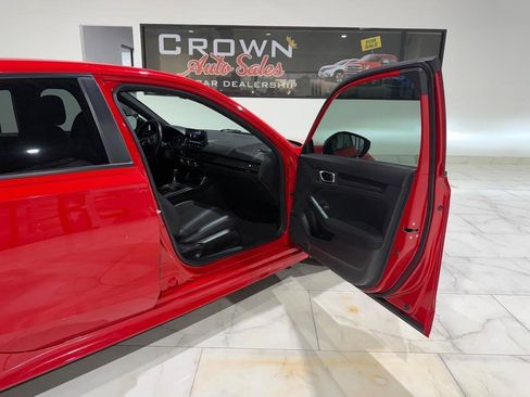 Used 2023 Honda Civic Sport image 17