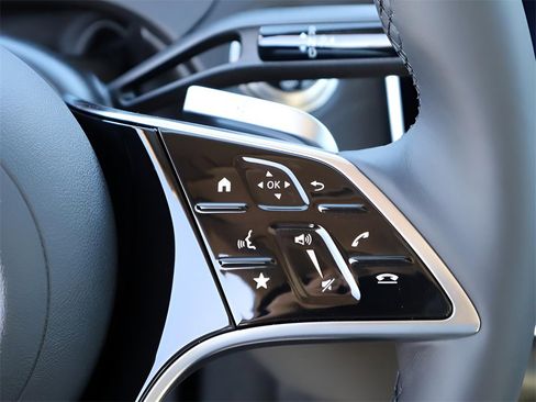 New 2026 Mercedes-Benz E 350 4MATIC Sedan image 34