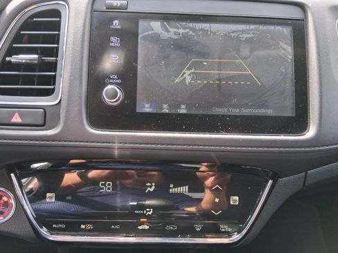 Used 2019 Honda HR-V EX image 14
