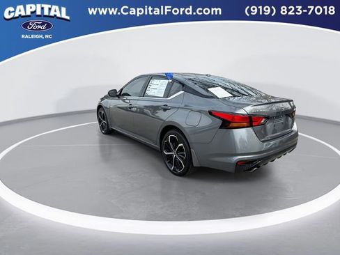 Used 2025 Nissan Altima 2.5 SR image 6