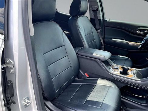 Used 2020 GMC Acadia SLE w/ Driver Convenience Package AWD/4WD image 7