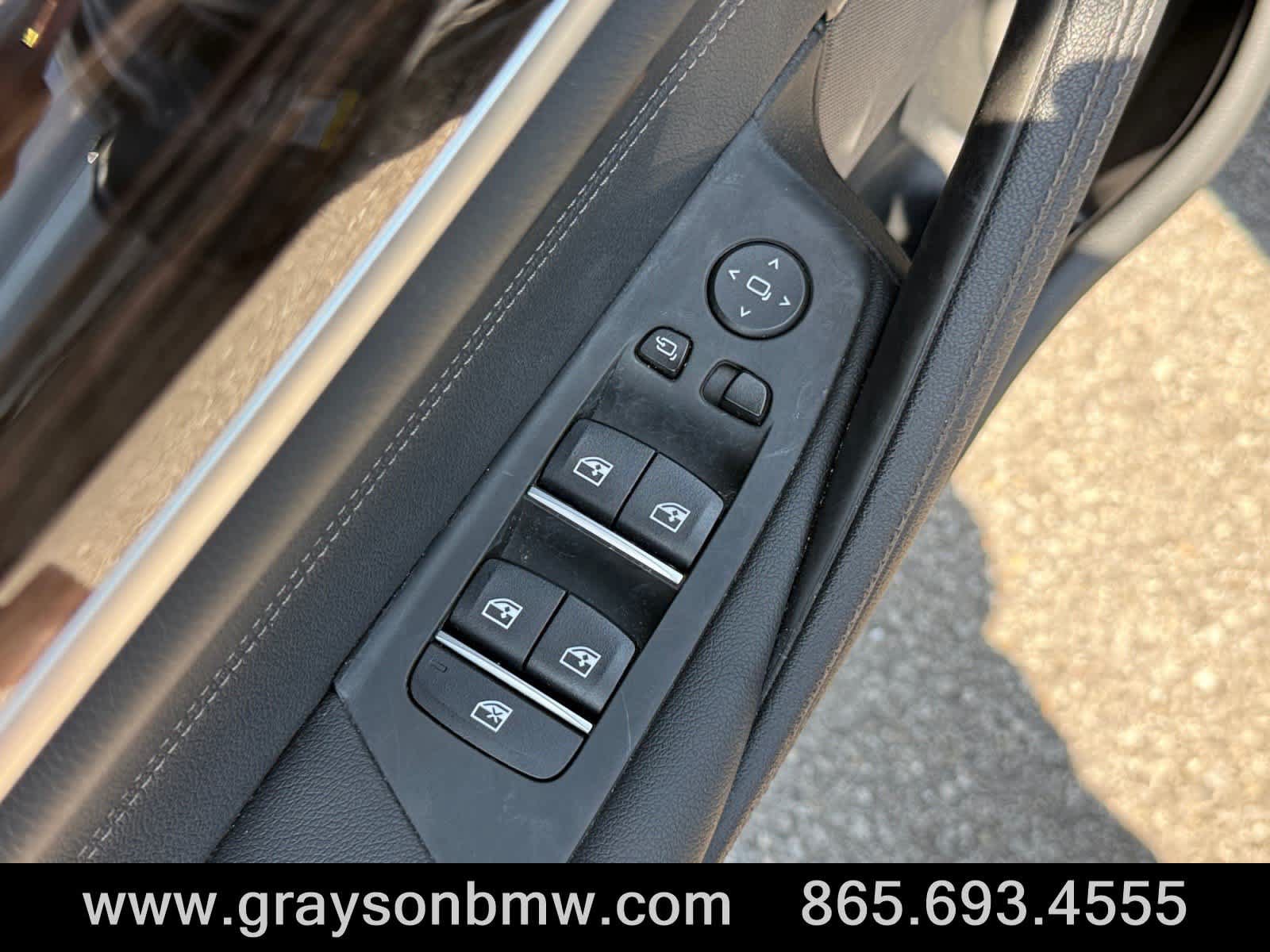 Used 2023 BMW 540i xDrive w/ M Sport Package AWD/4WD image 16