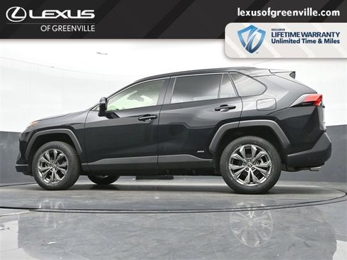 Used 2023 Toyota RAV4 XLE Premium image 43
