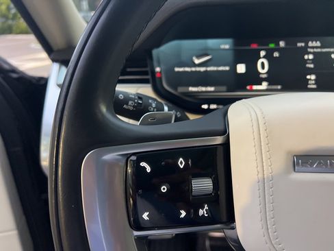 Used 2023 Land Rover Range Rover SE image 71