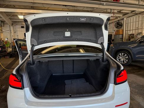 Used 2022 BMW 540i w/ Premium Package RWD image 15