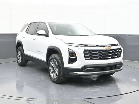 New 2026 Chevrolet Equinox LT w/ Safety and Technology Package FWD image 15