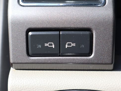 Used 2017 Ford F150 XLT w/ Equipment Group 302A Luxury image 20