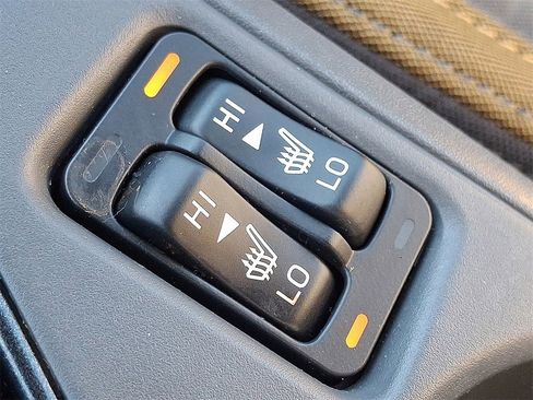 Certified 2025 Subaru Crosstrek 2.5i Sport w/ Crosstrek Mirror Package image 22