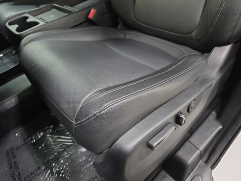 Used 2025 Honda Odyssey EX-L image 27
