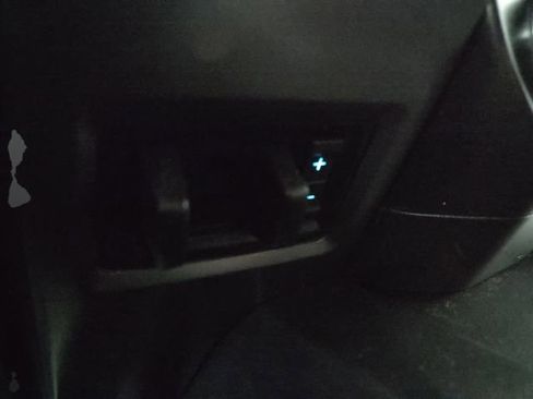 Used 2015 Ford F150 XLT w/ Equipment Group 302A Luxury image 25