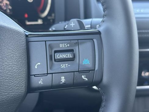 Certified 2025 Nissan Rogue SL w/ Tech Package AWD/4WD image 28